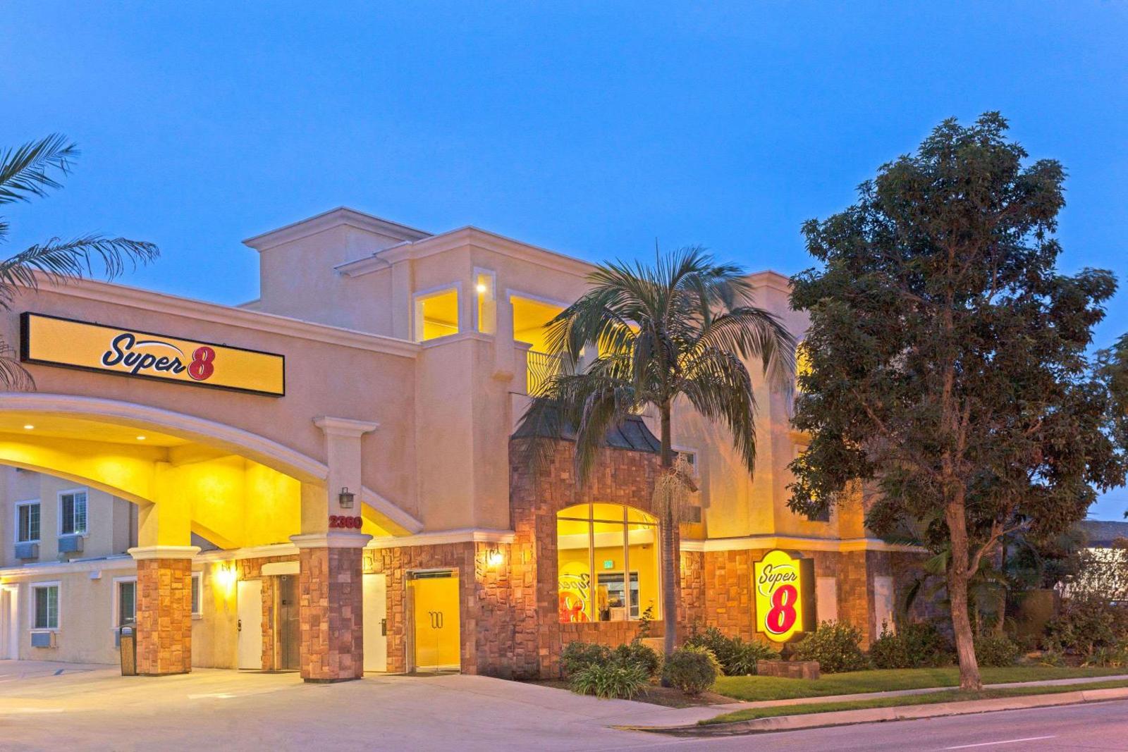 Super 8 by Wyndham Torrance LAX Airport Area Main image 1